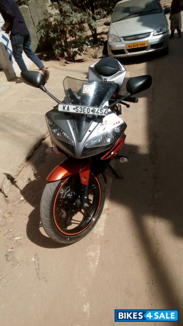 Yamaha YZF R15 V2 Yamaha YZF R15 V2