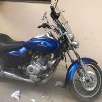 Bajaj Avenger 220 DTS-i