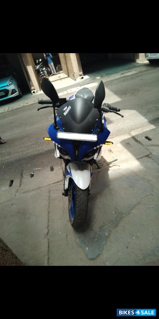 Bajaj Pulsar RS 200