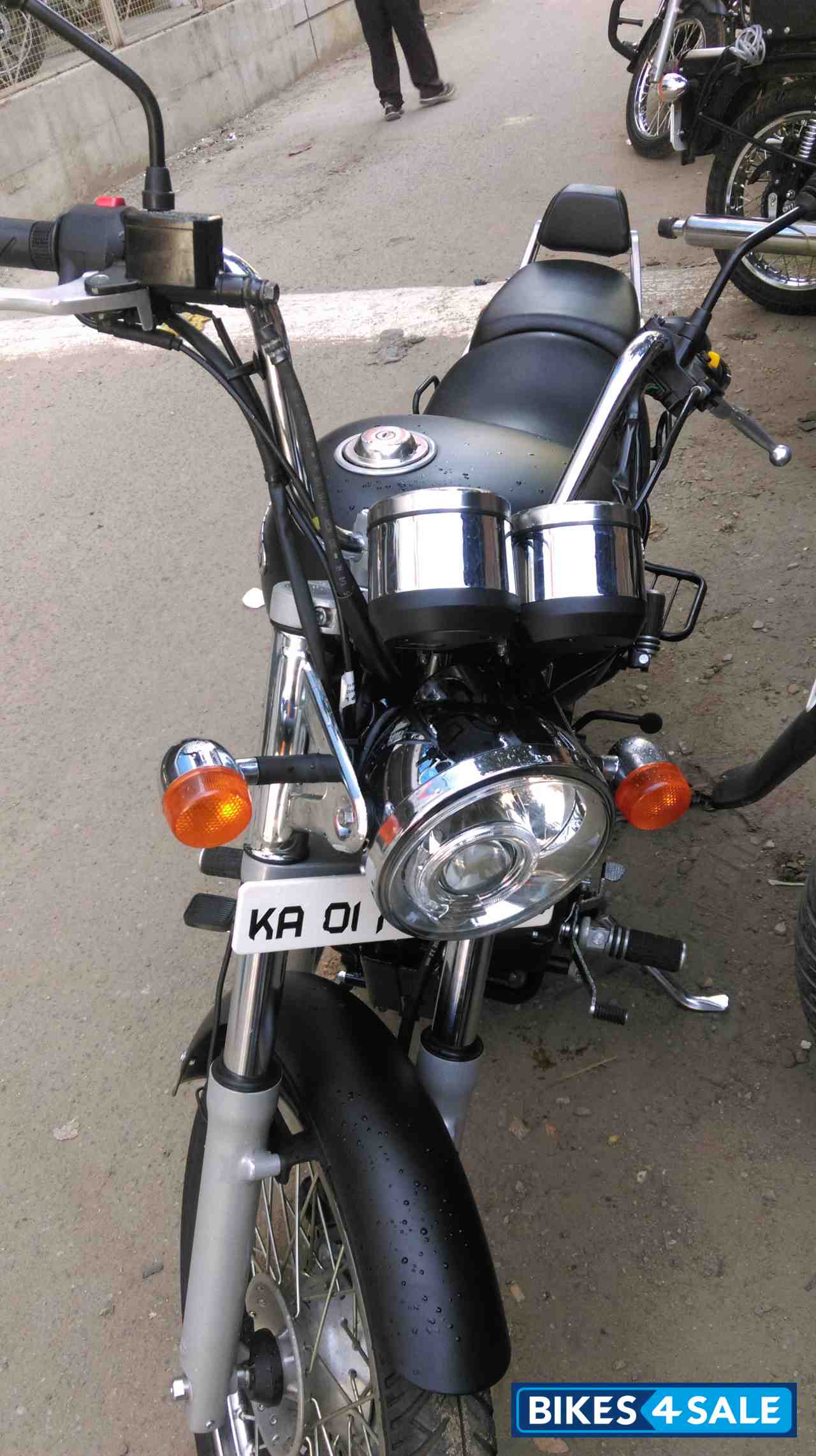 Royal Enfield Thunderbird