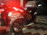 Black KTM RC 200