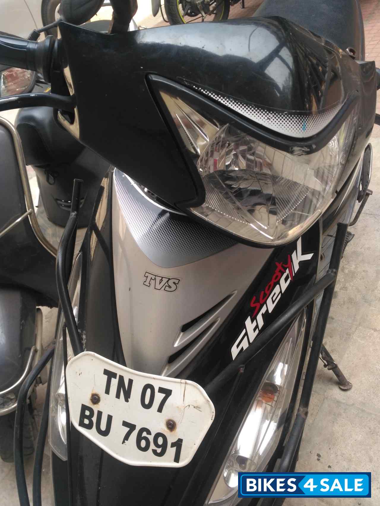 TVS Scooty Streak