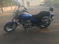 Bajaj Avenger 220 DTS-i