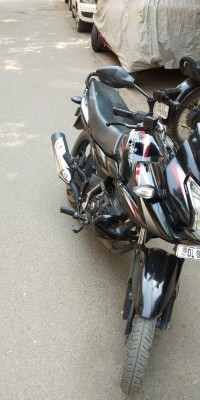Black Bajaj Discover 150 F