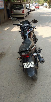 Black Bajaj Discover 150 F