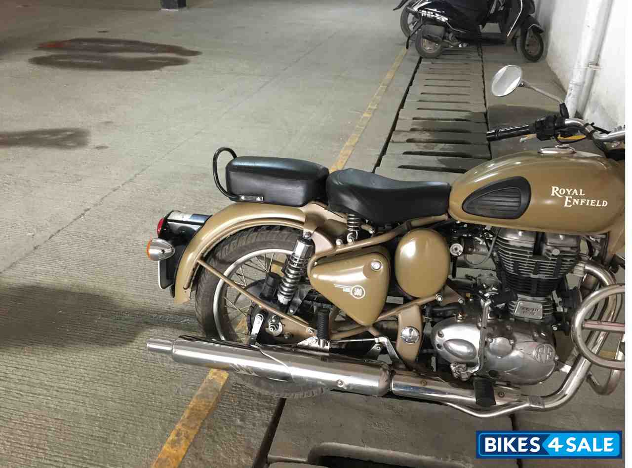 Royal Enfield Classic Desert Storm