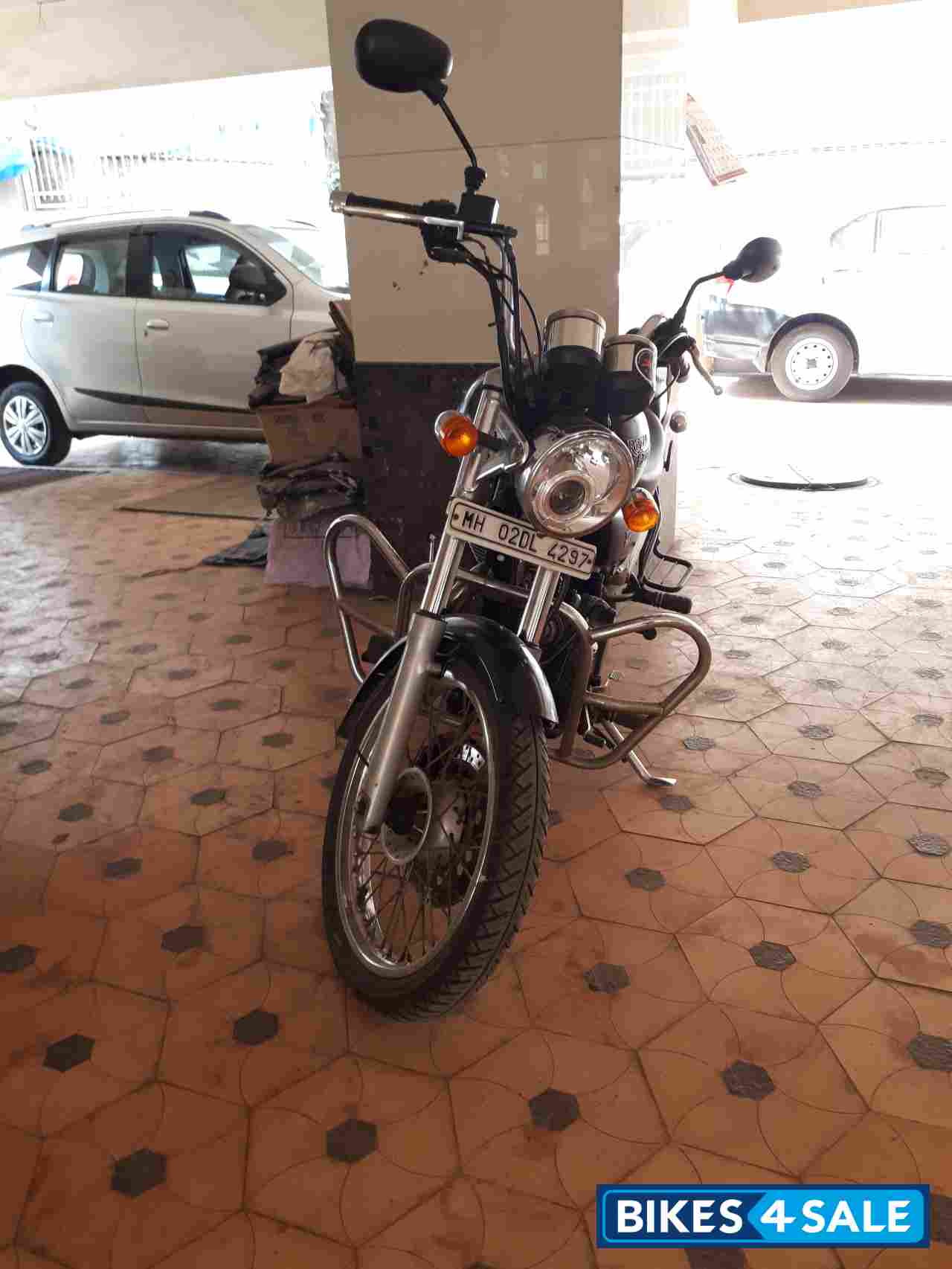 Royal Enfield Thunderbird 500