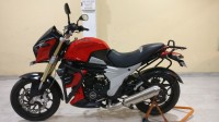 Red Mahindra Mojo