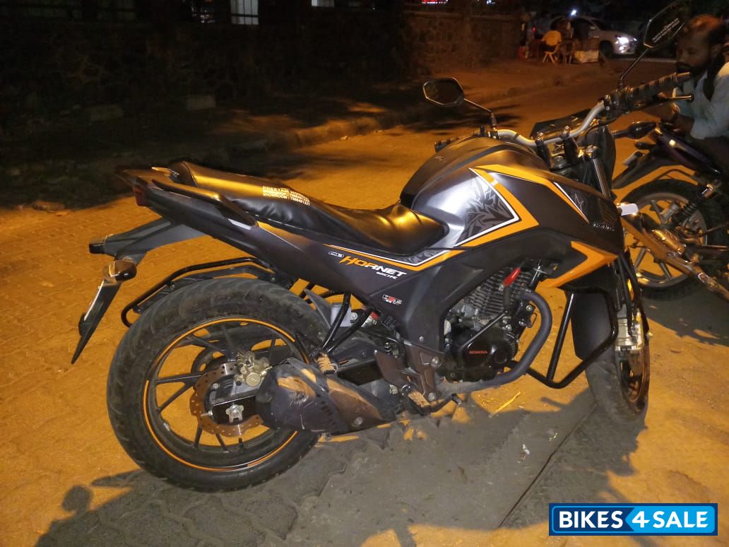 Orange Honda CB Hornet 160R ABS