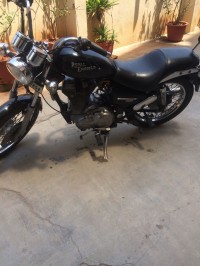 Royal Enfield Thunderbird 350