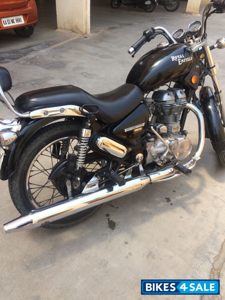 Royal Enfield Thunderbird 350 Royal Enfield Thunderbird 350
