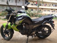 Green And Black Yamaha FZ-S
