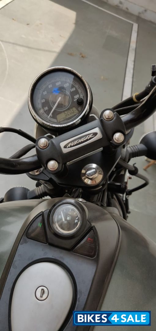 Bajaj Avenger Street 220