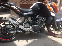 KTM Duke 200