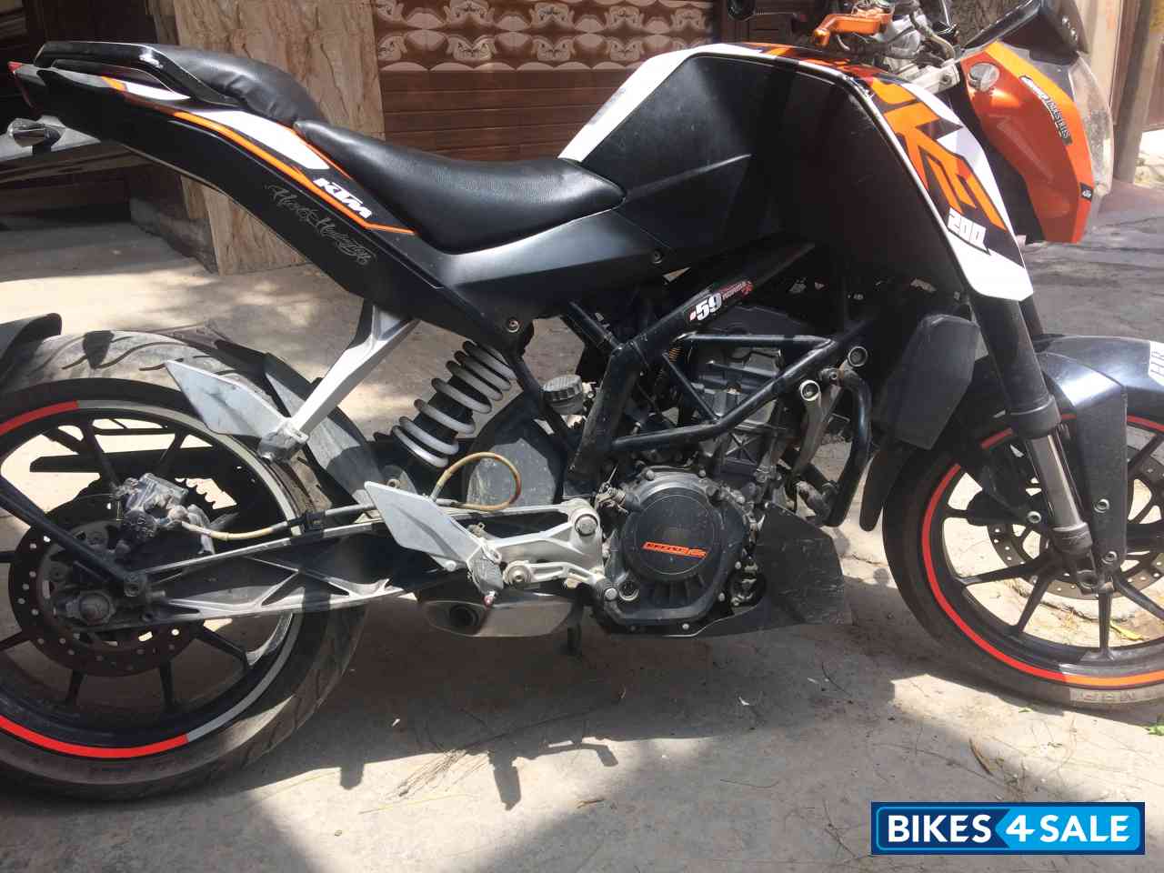 KTM Duke 200