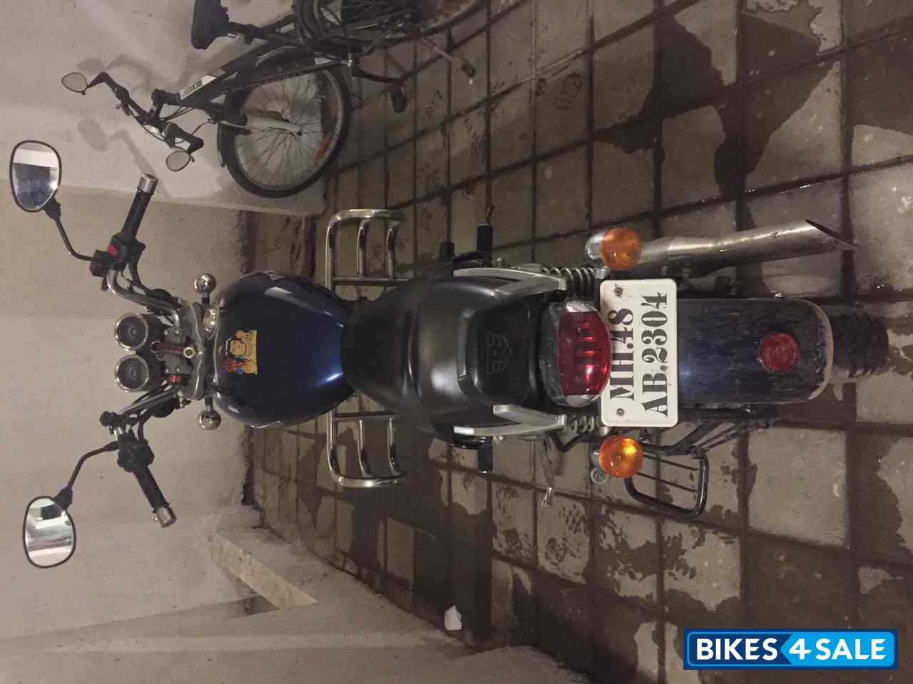 Marine Blue Royal Enfield Thunderbird 350