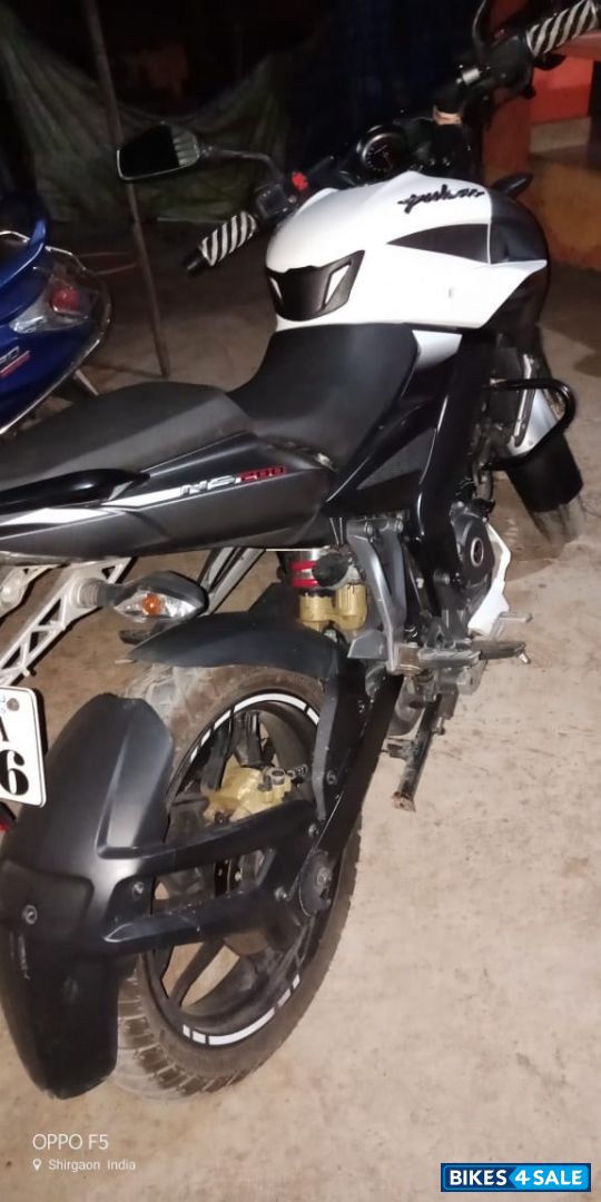 Bajaj Pulsar 200 NS