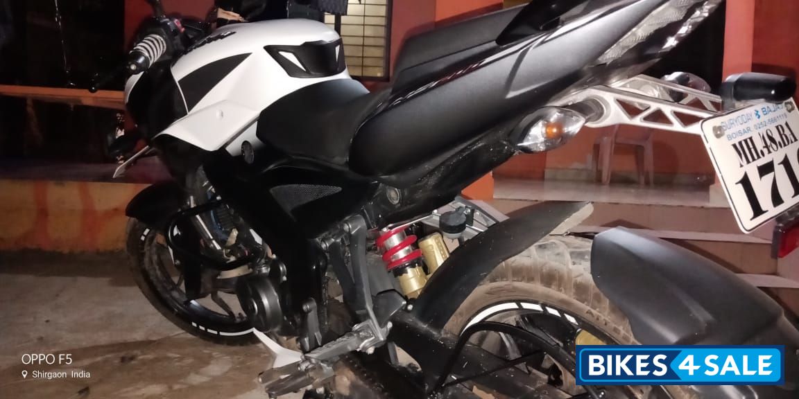 Bajaj Pulsar 200 NS