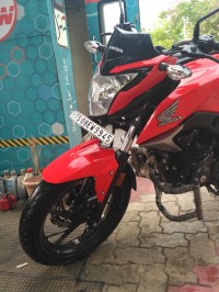 Honda CB Hornet 160R