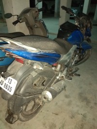 Blue Bajaj Discover 125 ST