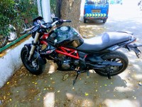 Black Benelli TNT 300