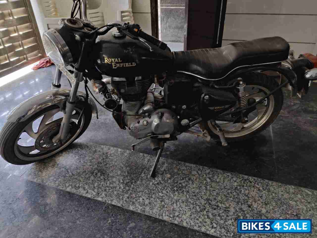 Black Royal Enfield Bullet Electra