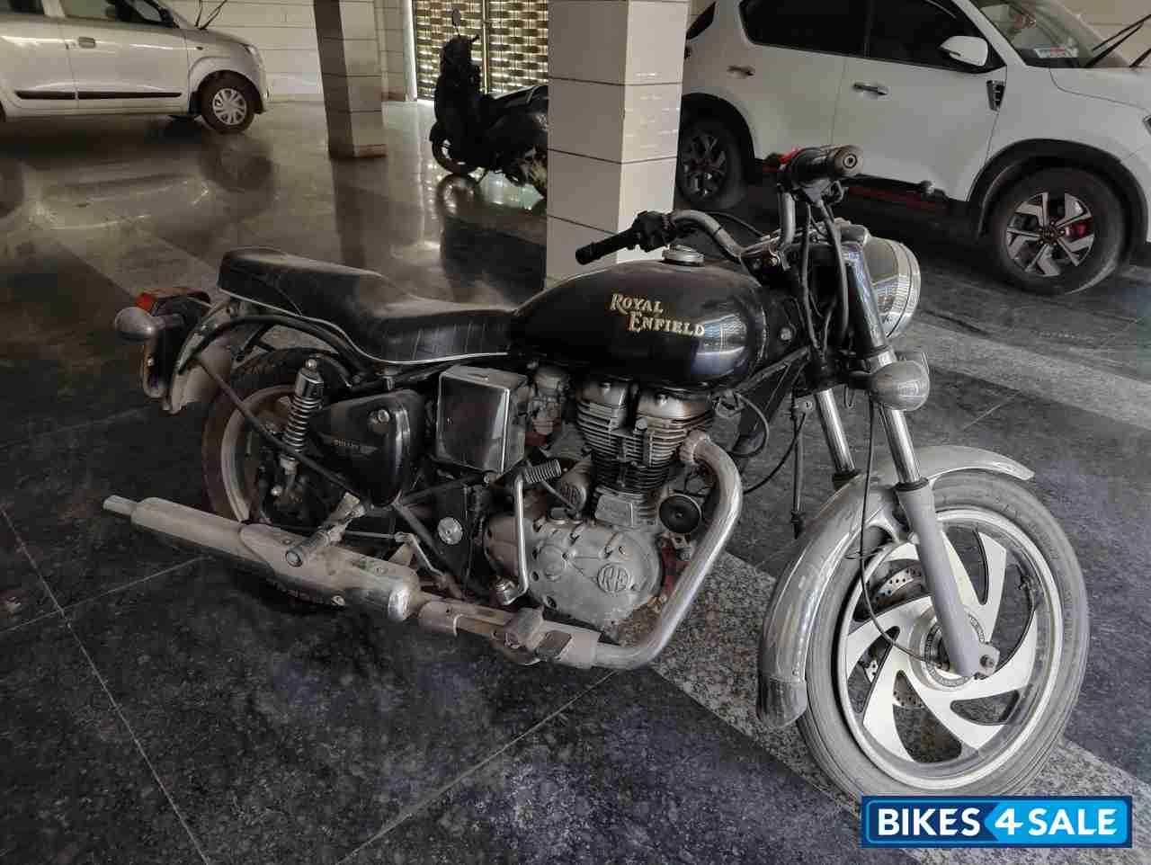 Black Royal Enfield Bullet Electra Black Royal Enfield Bullet Electra