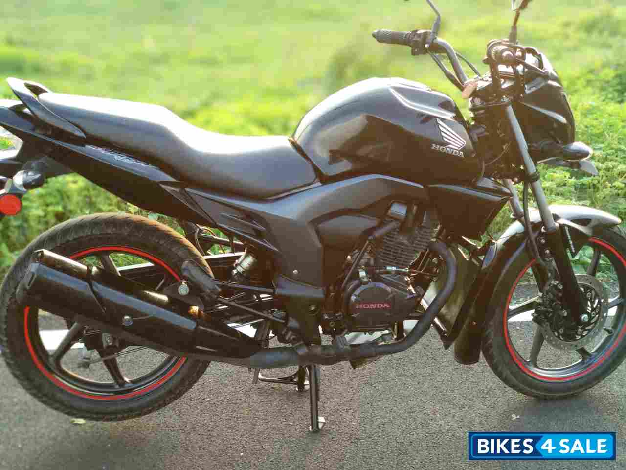 Black Honda CB Trigger