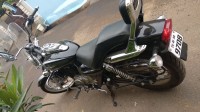 Black Bajaj Avenger 220 DTS-i