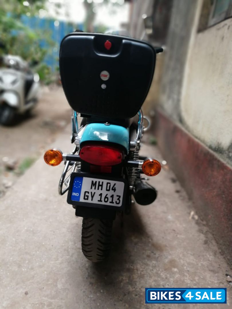 Bajaj Avenger 220 DTS-i Bajaj Avenger 220 DTS-i