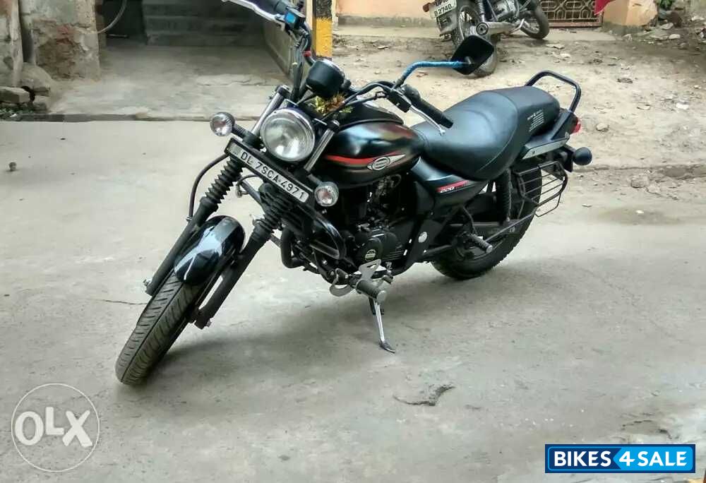 Bajaj Avenger Street 220
