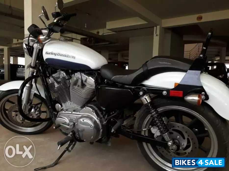 White With Blue Line Harley Davidson XL 883L Sportster