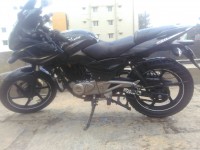 Bajaj Pulsar 220F 2014 Model