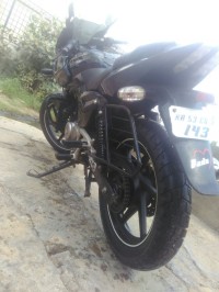 Bajaj Pulsar 220F