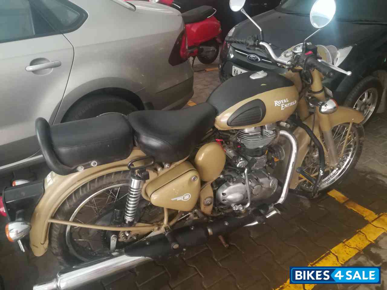 Royal Enfield Classic Desert Storm