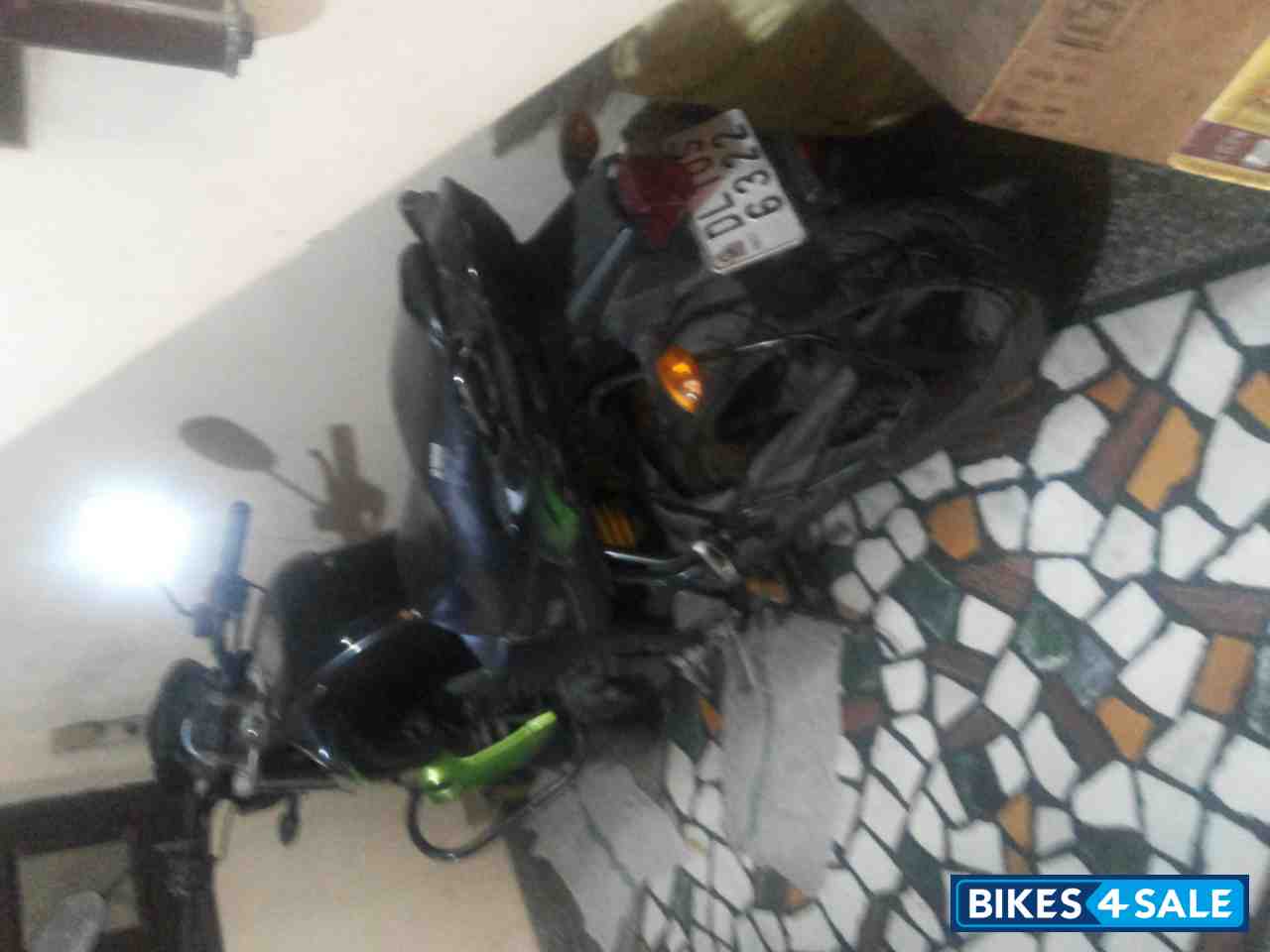 Black Green Yamaha FZ-S