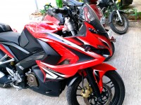 Bajaj Pulsar RS 200