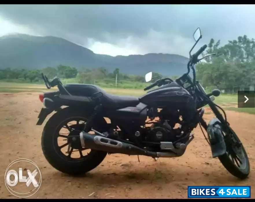 Bajaj Avenger Street 220