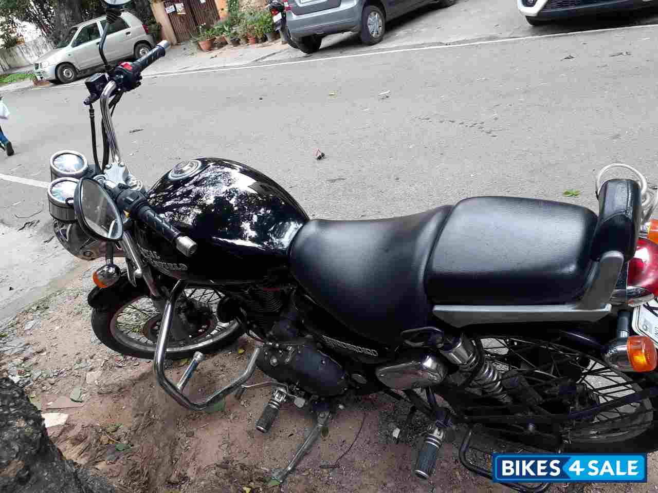 Royal Enfield Thunderbird