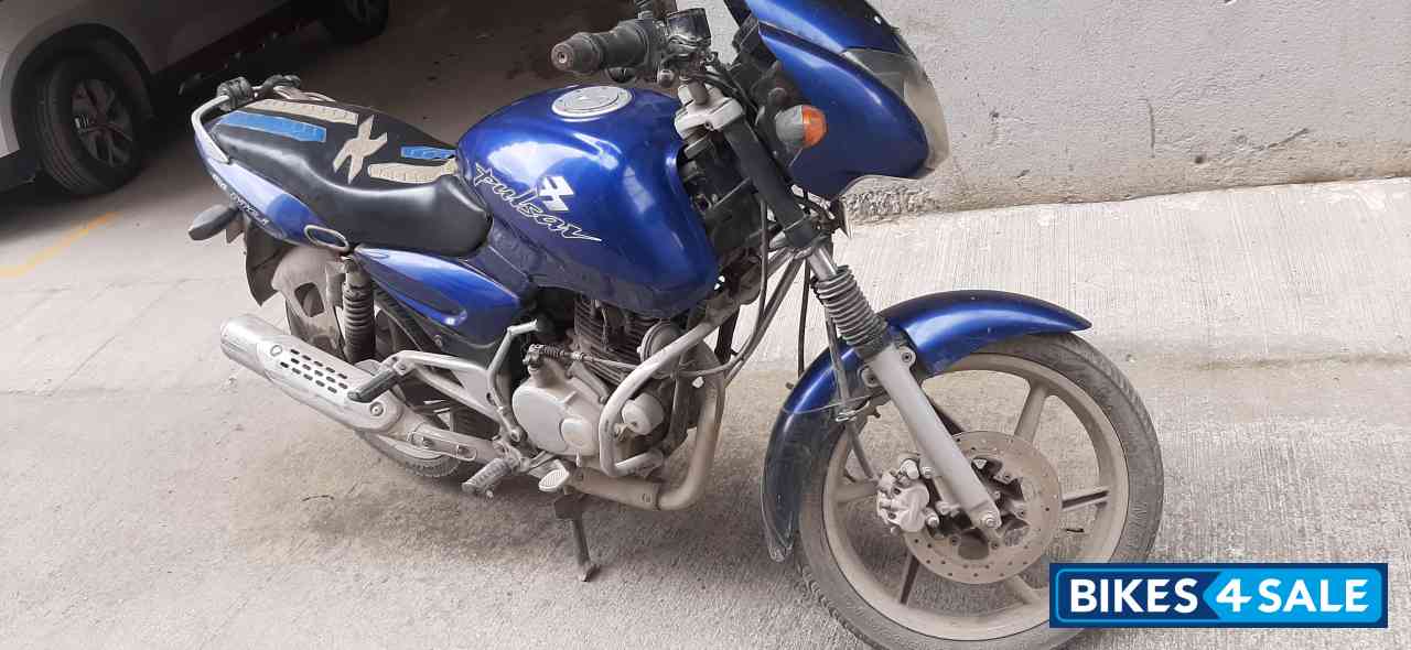 Blue Bajaj Pulsar 150 DTSi