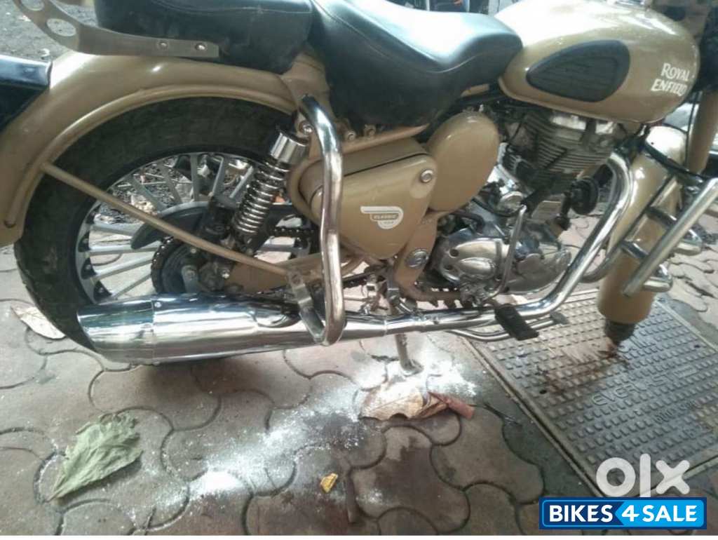 Dessert Storm Royal Enfield Classic Desert Storm