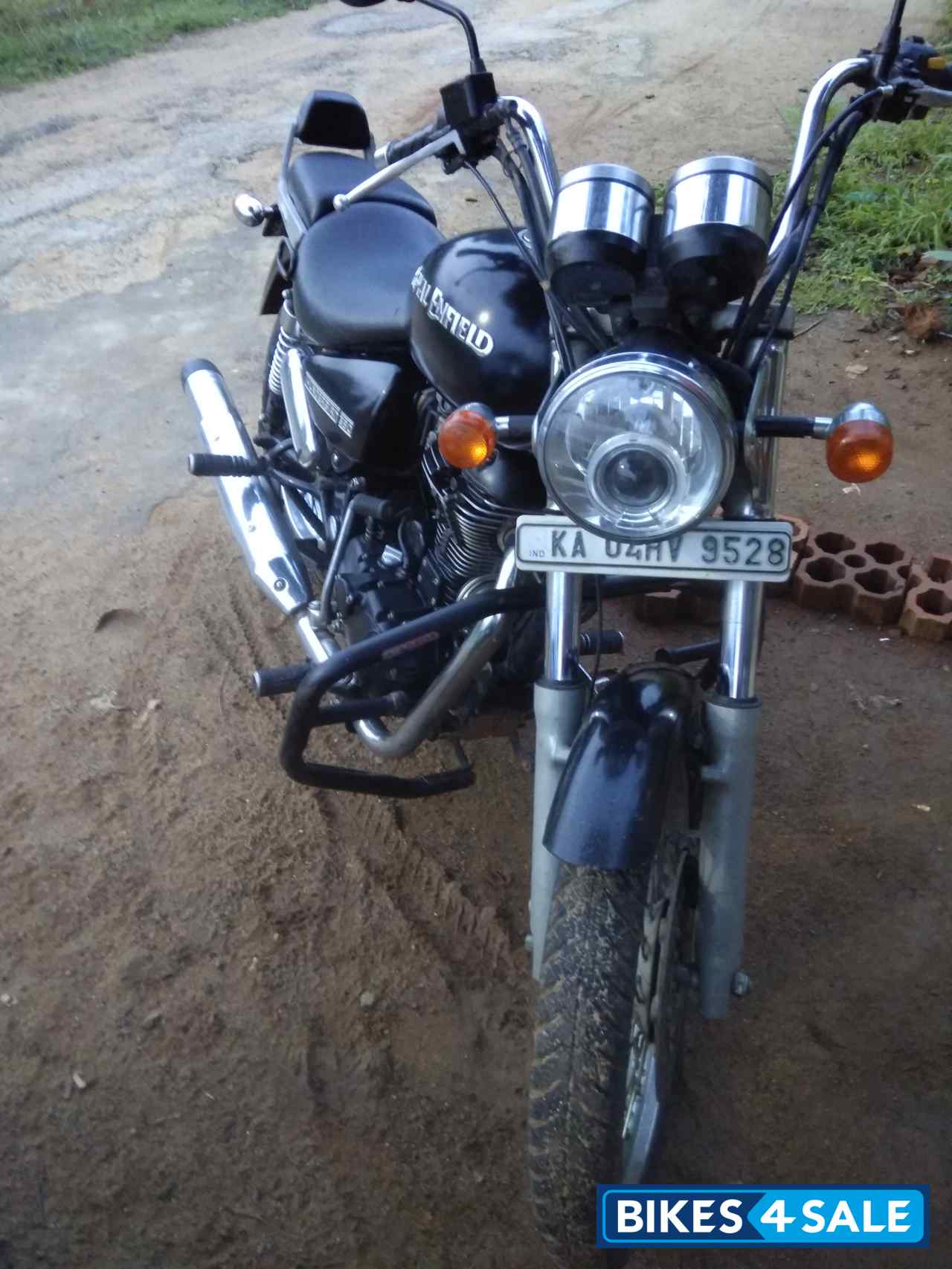 Royal Enfield Thunderbird 350