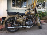 Desert Storm Royal Enfield Classic Desert Storm