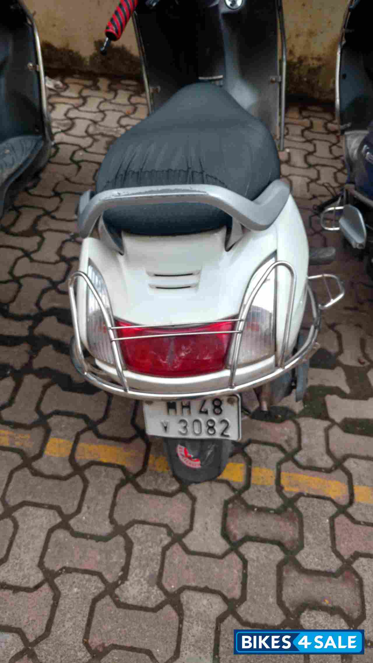 White Honda Activa