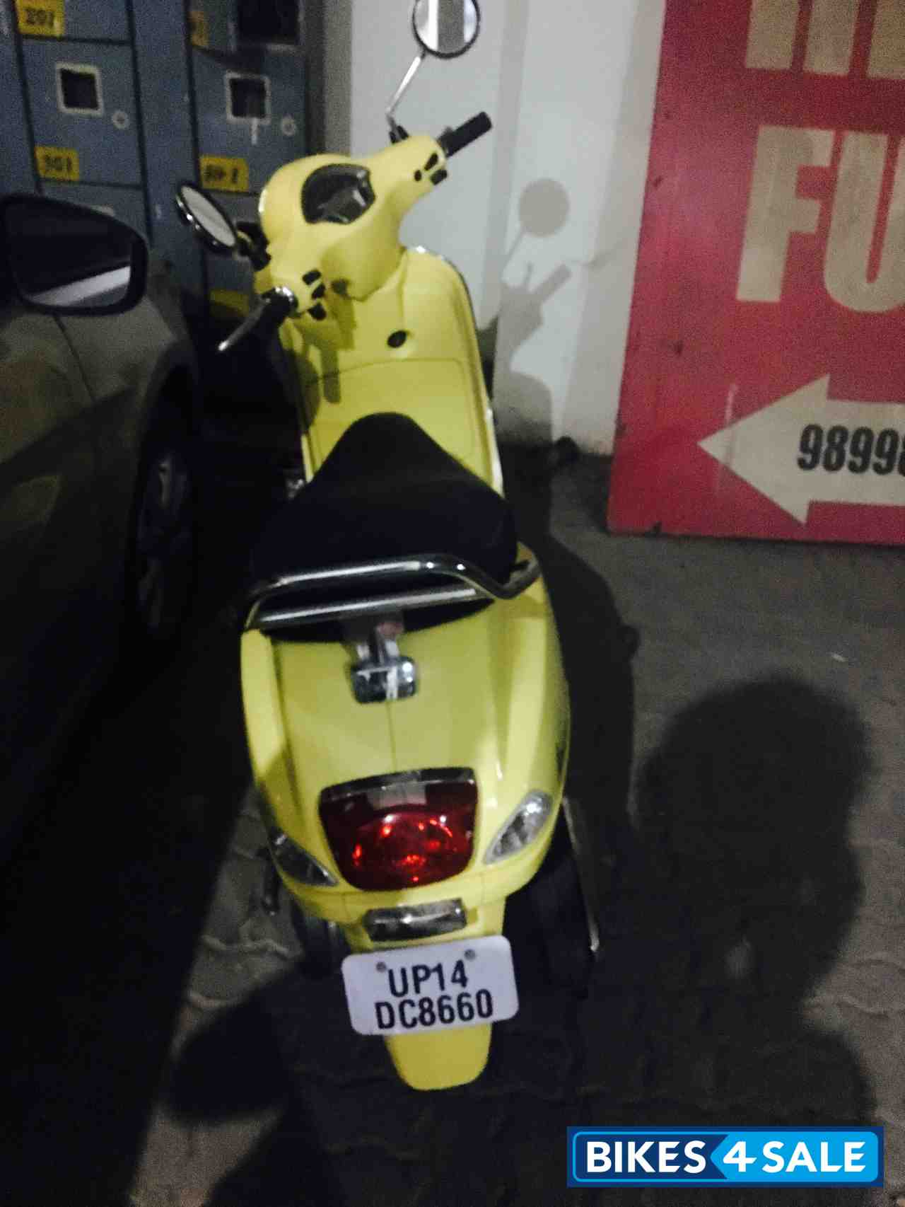 Vespa VXL 125