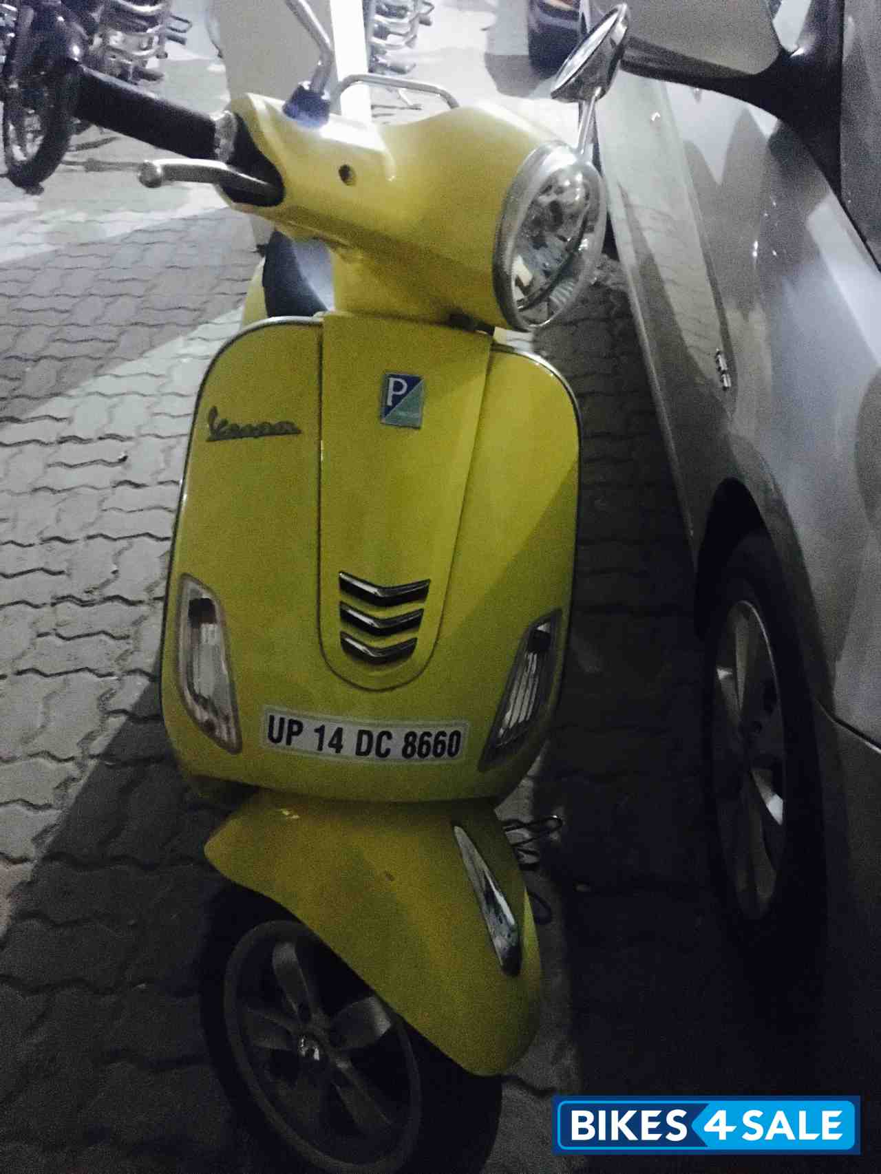 Vespa VXL 125
