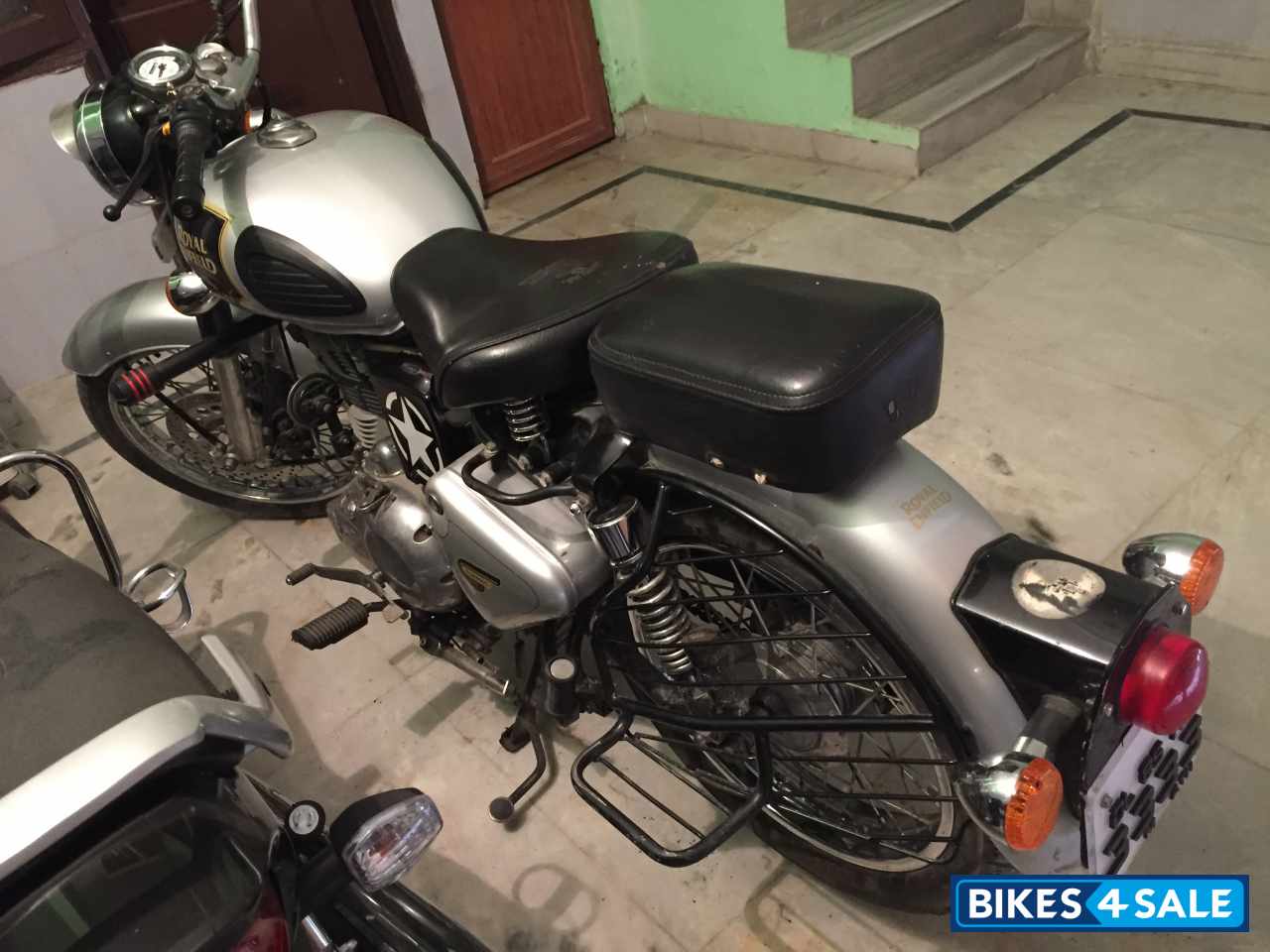 Royal Enfield Classic 350 Royal Enfield Classic 350