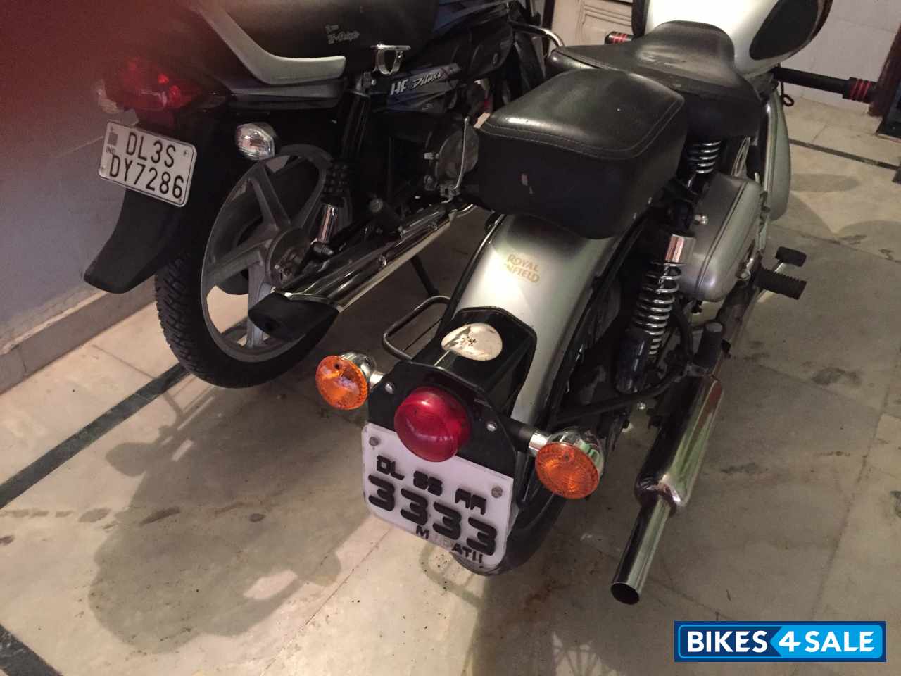 Royal Enfield Classic 350 Royal Enfield Classic 350