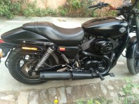 Black Harley Davidson Street 750