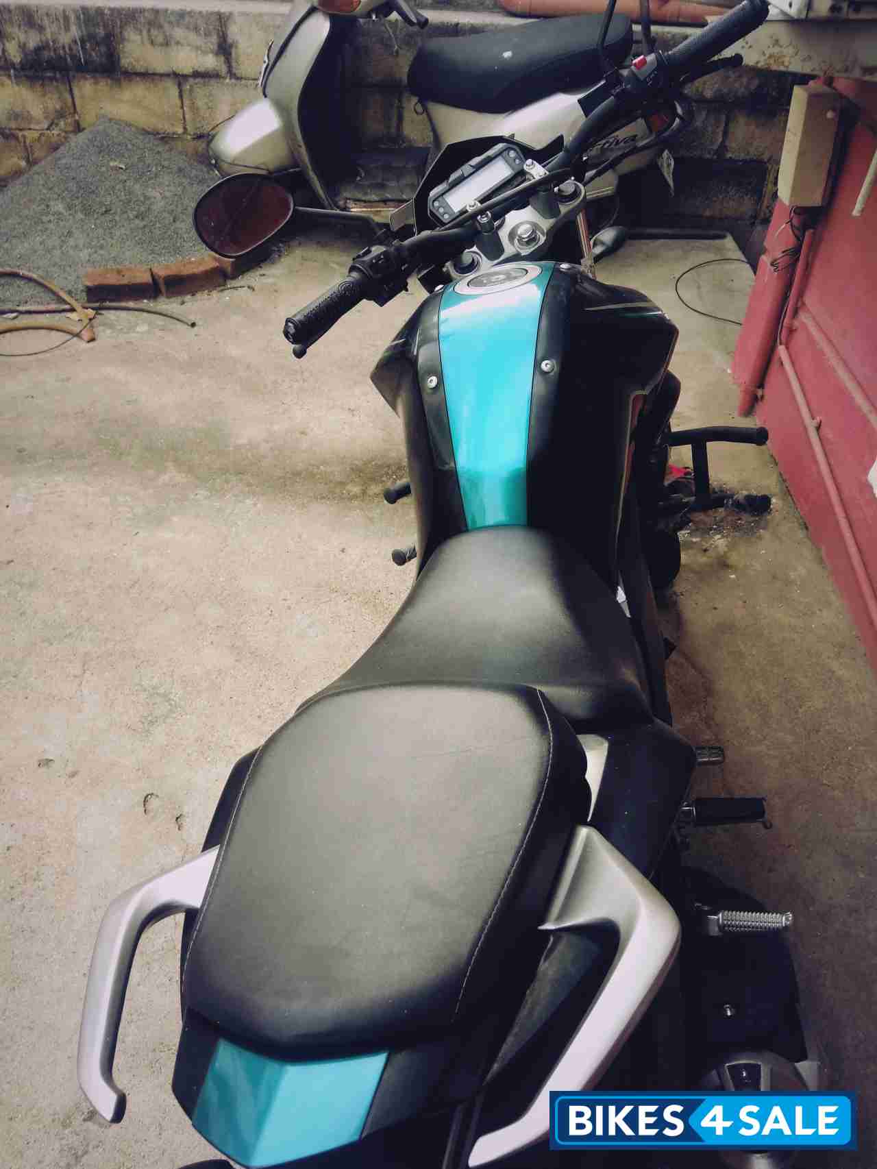 Green And Black Yamaha FZ-S FI V2